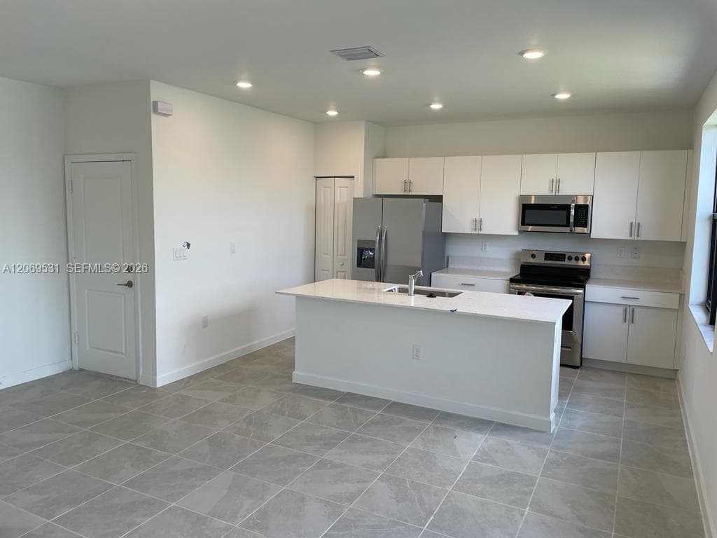 10007 SW 231 Ln, Miami FL 33190 photo 4