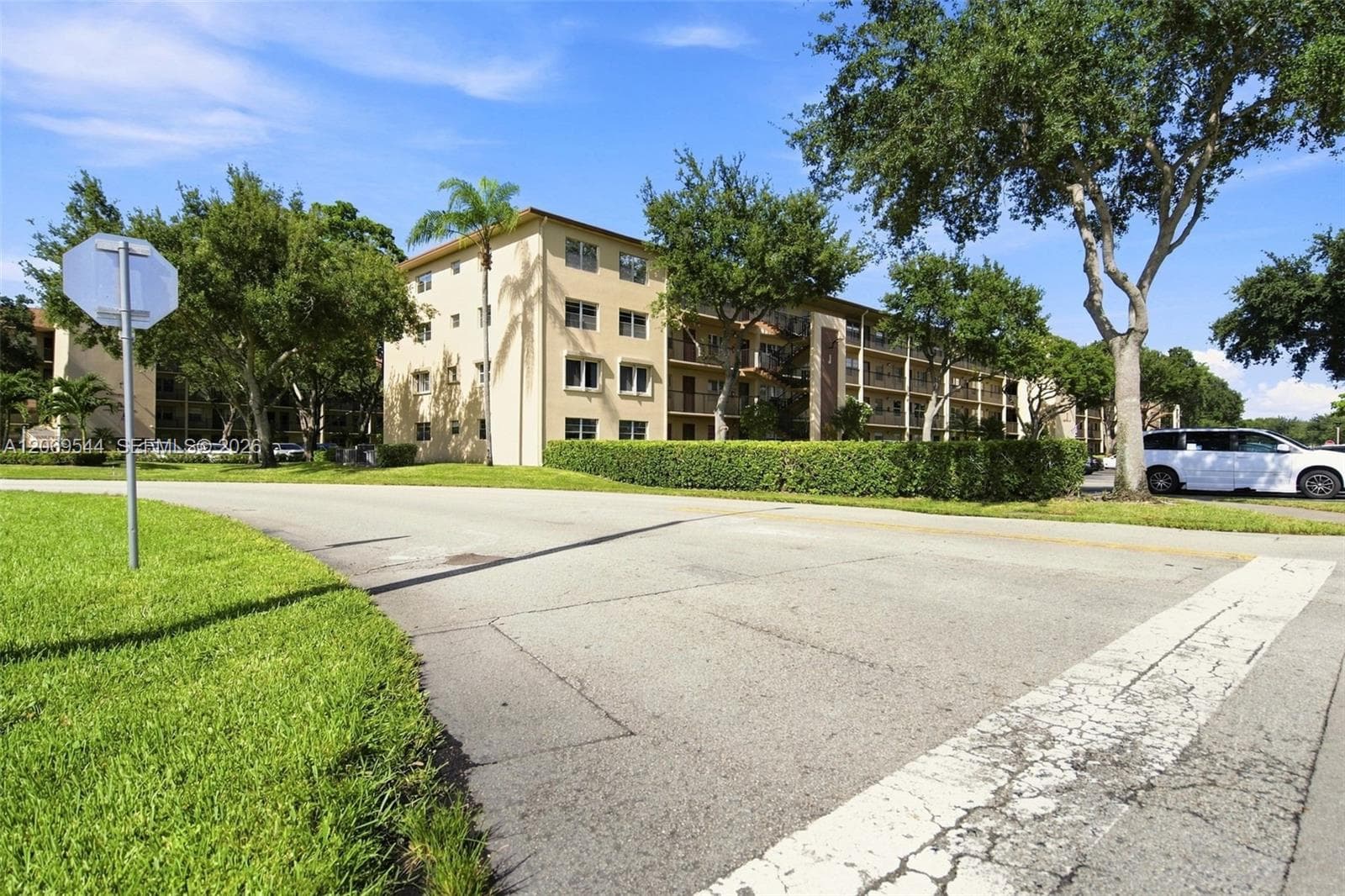 13455 SW 9th Ct # 301J, Pembroke Pines FL 33027 photo 2