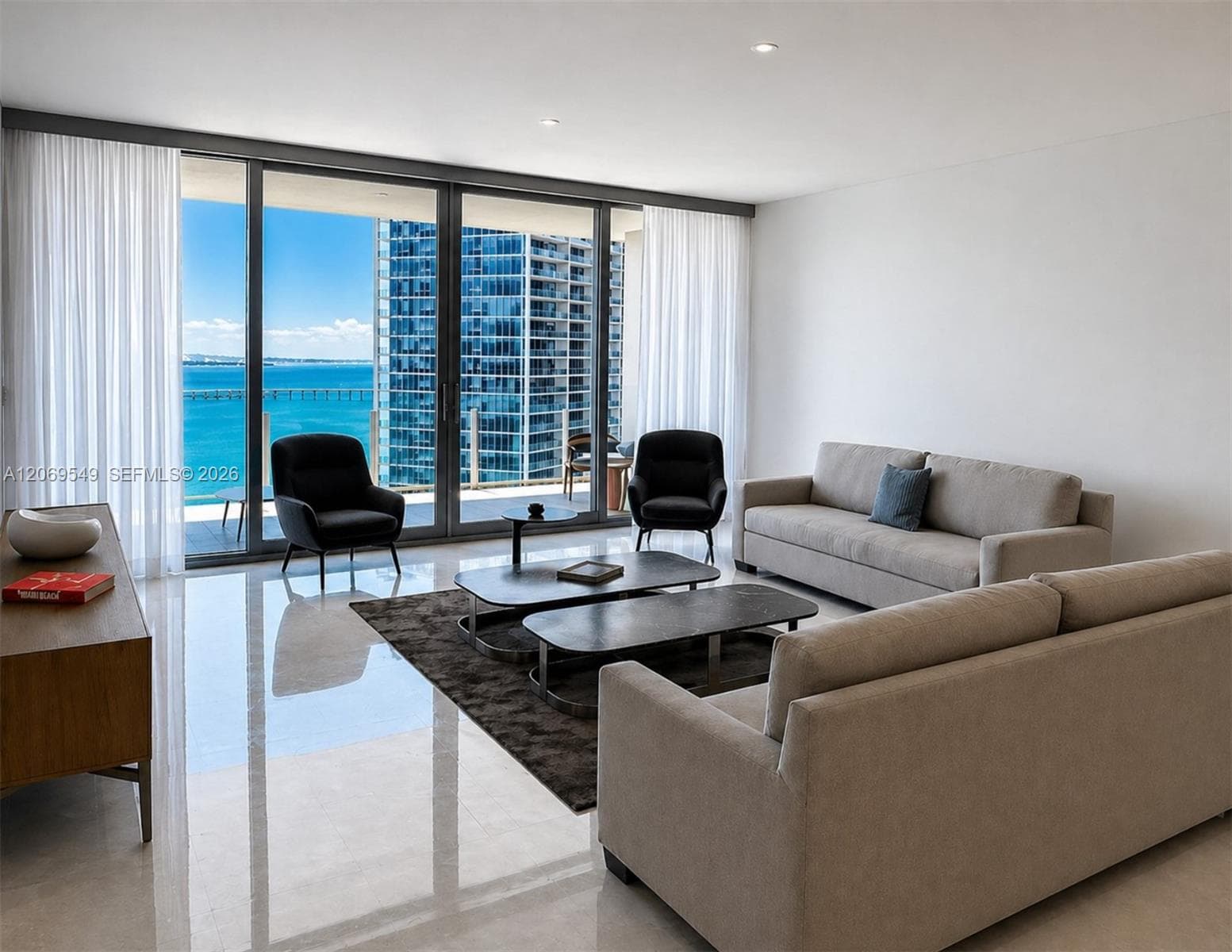 300 Biscayne Blvd Way # 4404, Miami, FL 33131