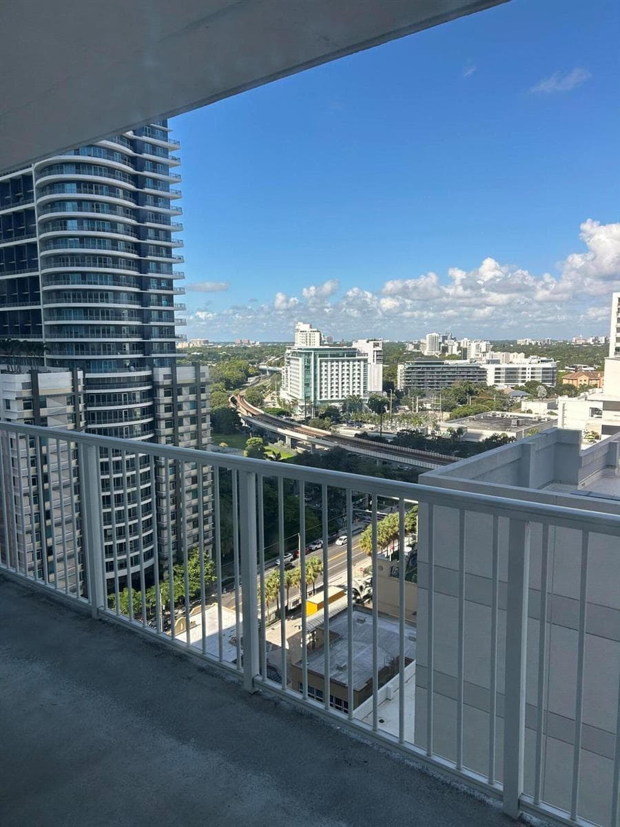 1250 S MIAMI Avenue # 1613, Miami FL 33130