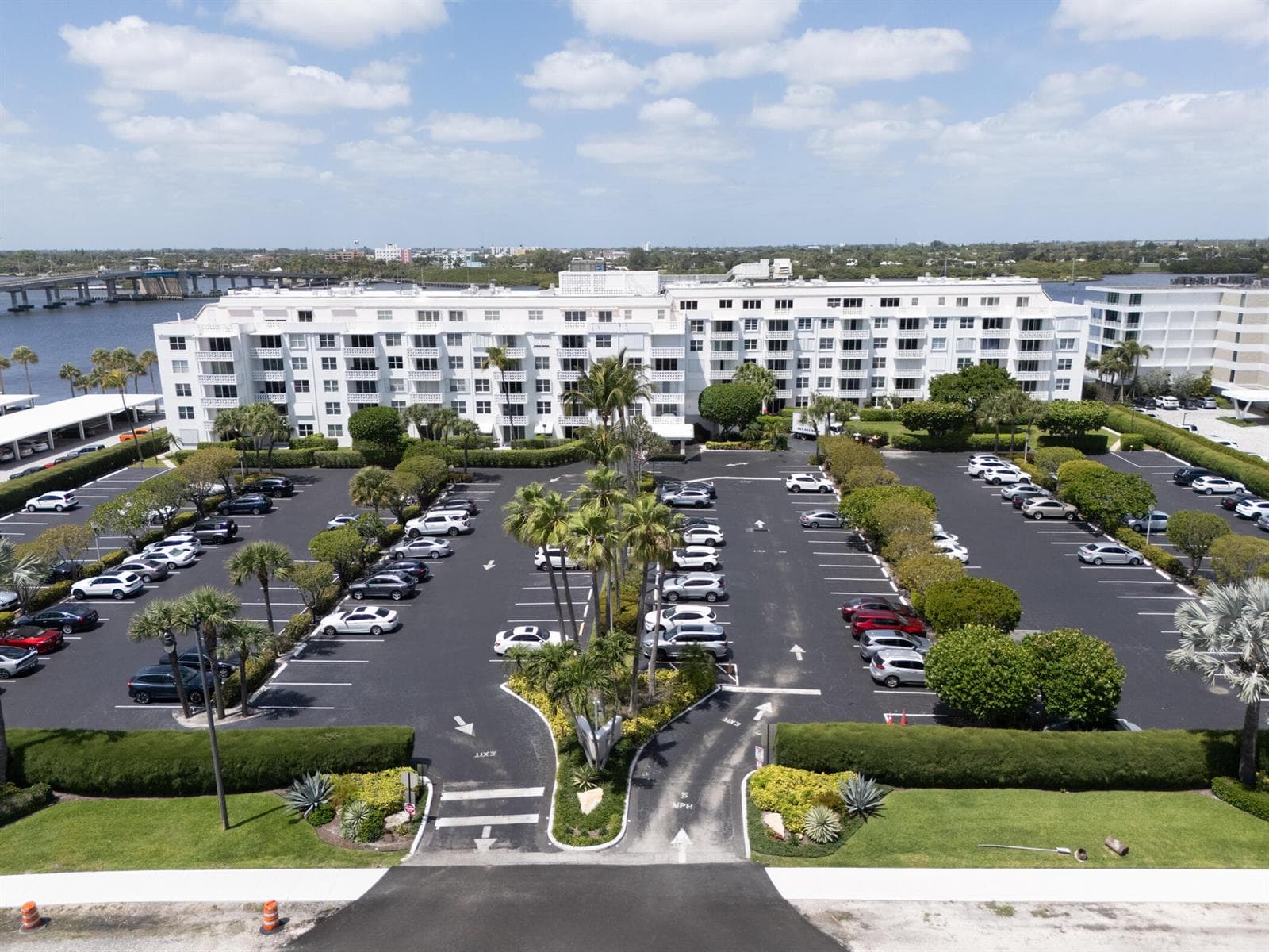 2840 S Ocean Boulevard Unit 517, Palm Beach FL 33480