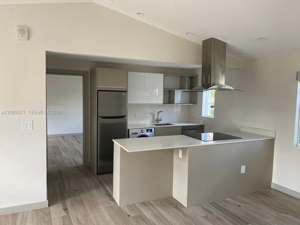 8035 Abbott Ave # 107, Miami Beach FL 33141