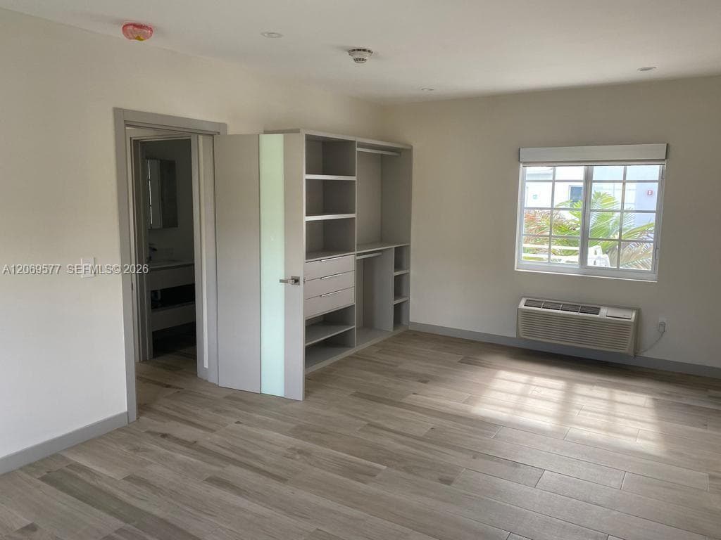 8035 Abbott Ave # 107, Miami Beach FL 33141 photo 4