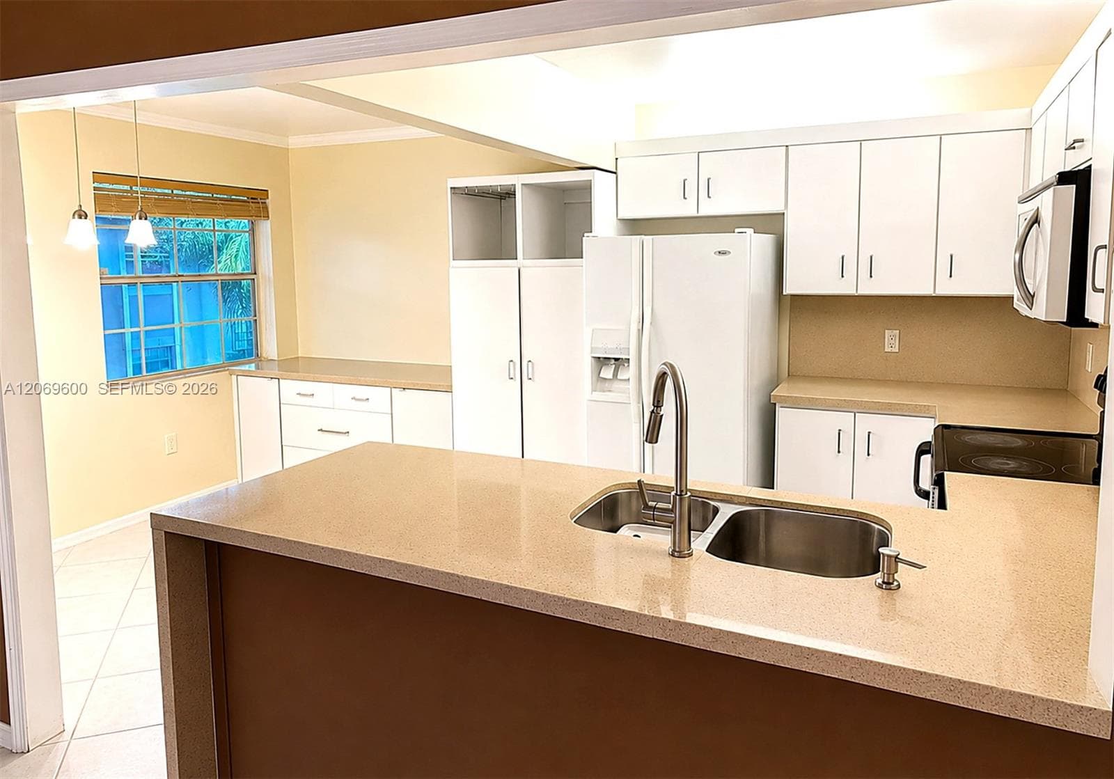 464 NE 210th Cir Ter # 10A, Miami FL 33179 photo 4