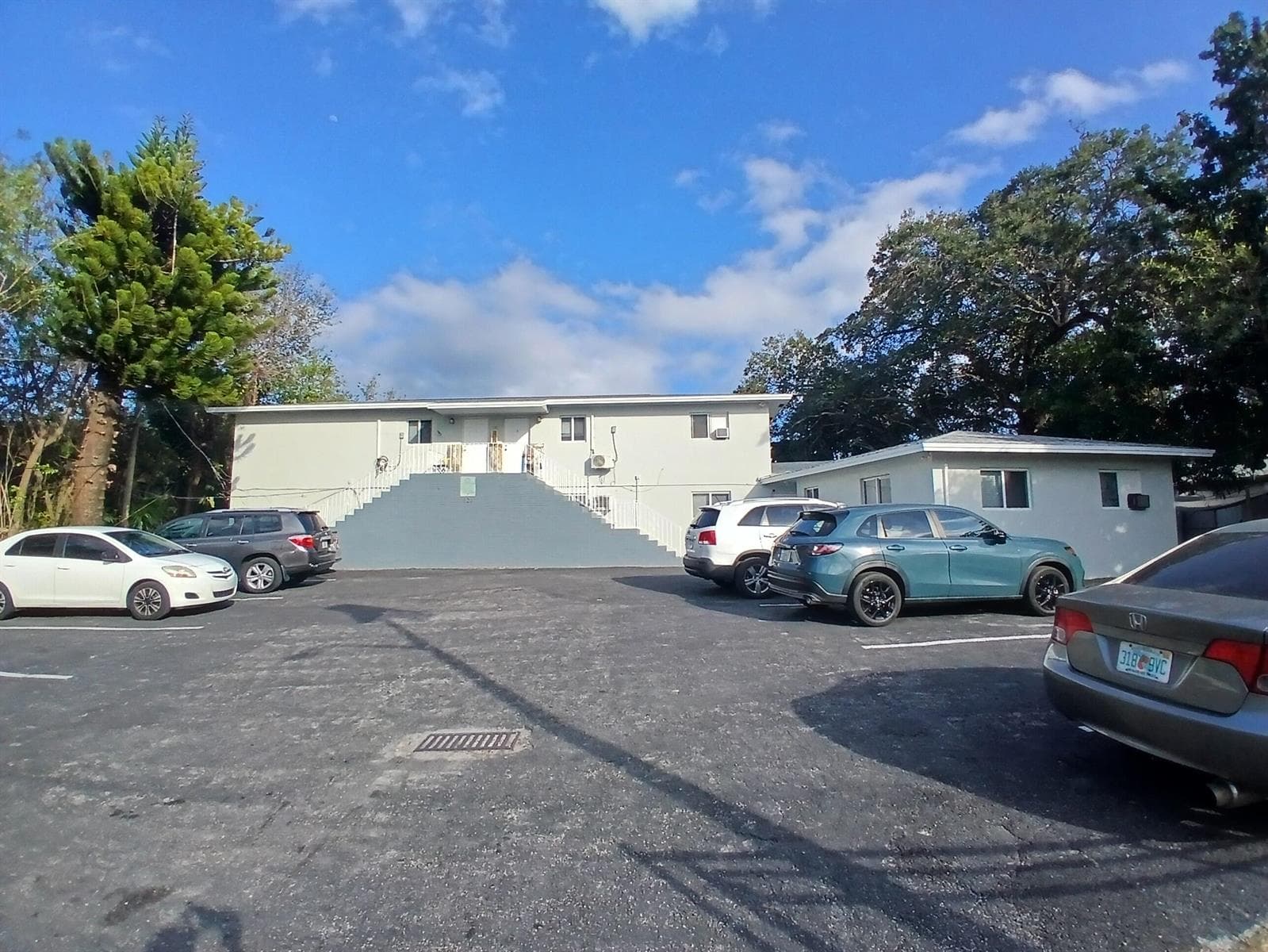 126 NW 8TH Avenue # 1, Dania Beach FL 33004 photo 2