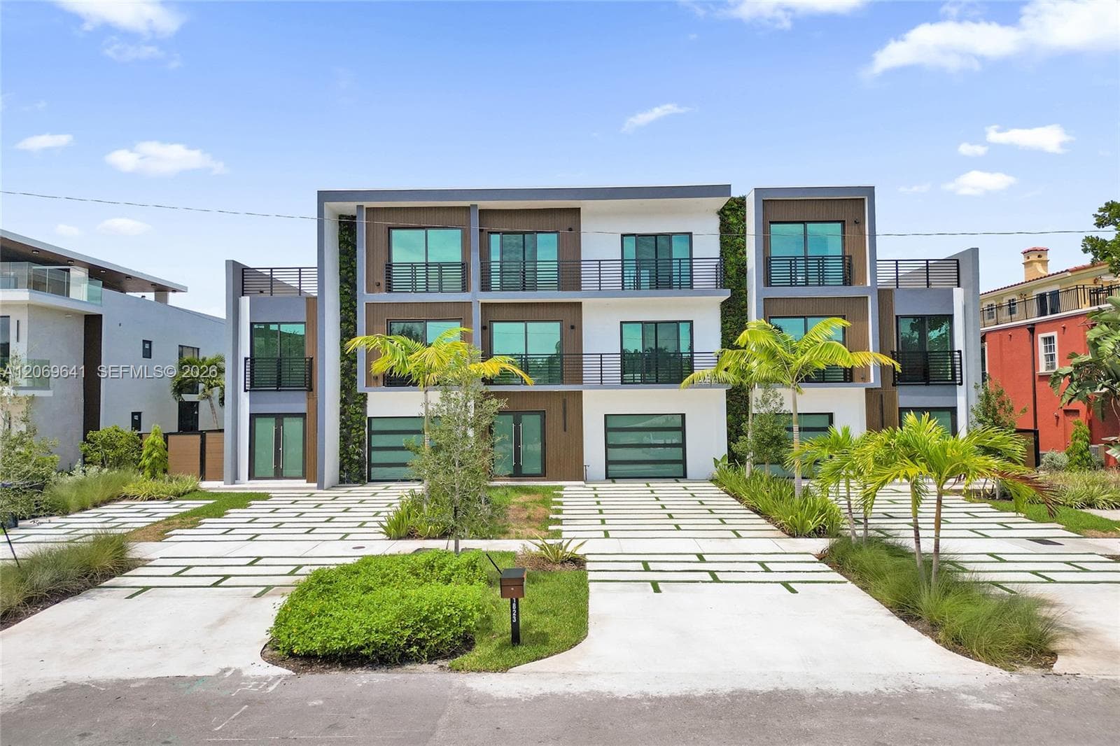 1821 NE 26th Ave, Fort Lauderdale FL 33305