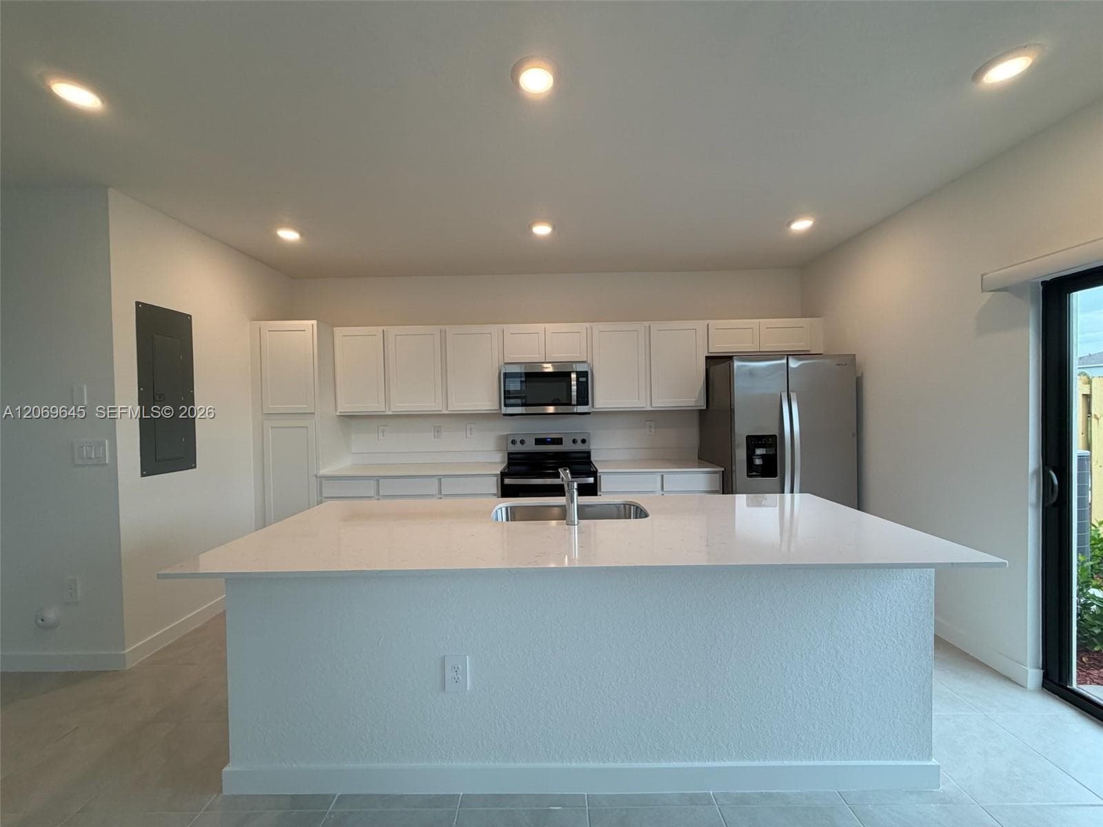 1432 NE 4th Ave # 0, Florida City FL 33034 photo 5