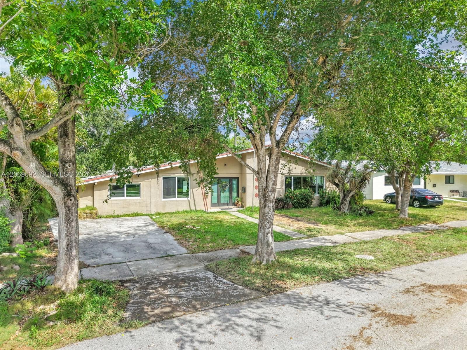 9359 Dominican Dr, Cutler Bay FL 33189