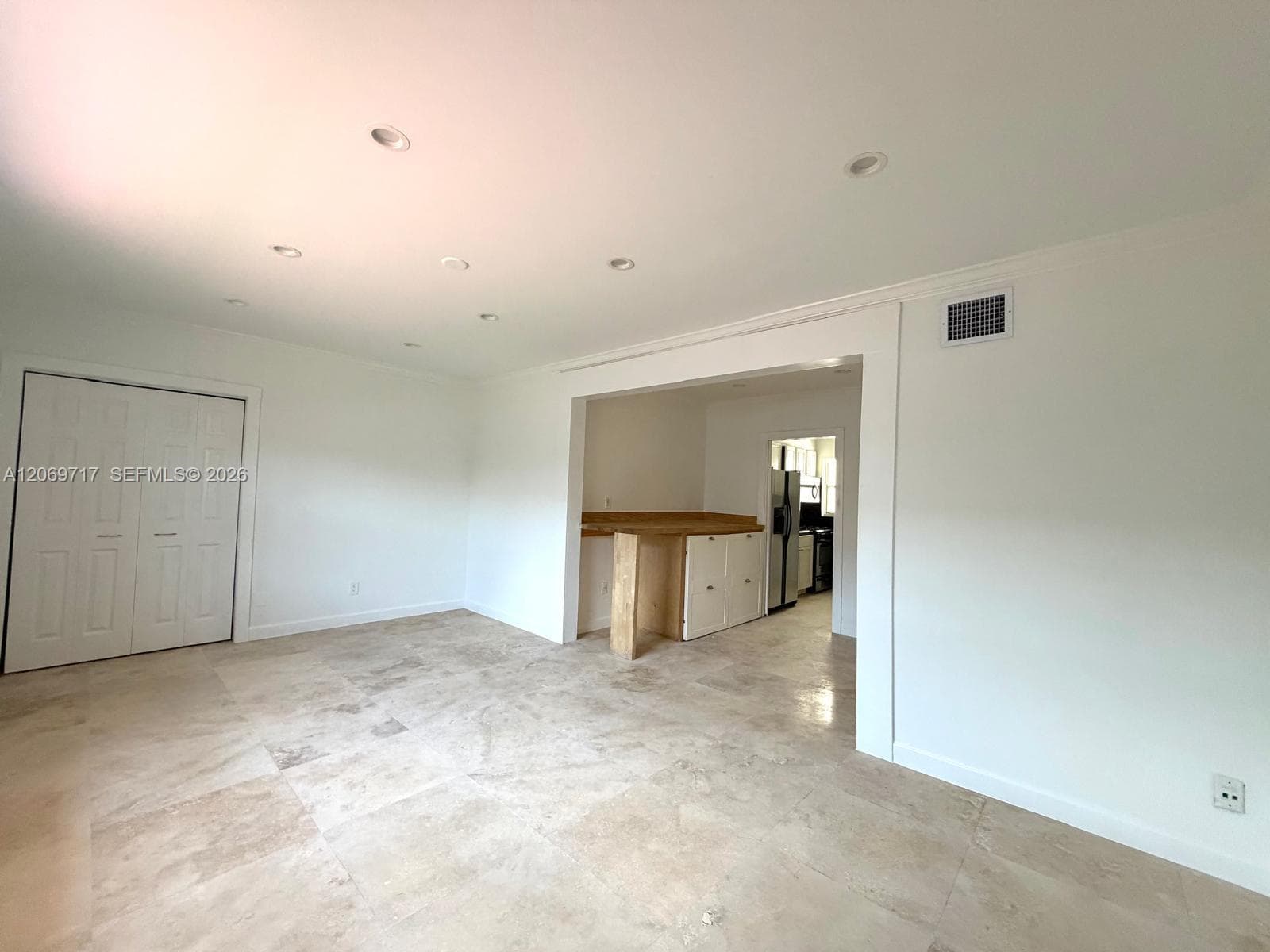 1239 Marseille Dr # 2, Miami Beach FL 33141 photo 3