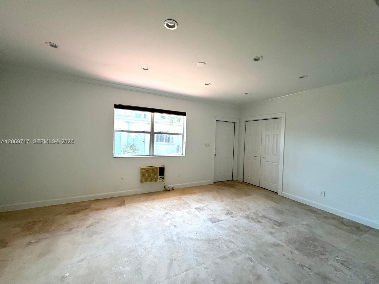 1239 Marseille Dr # 2, Miami Beach FL 33141 photo 4
