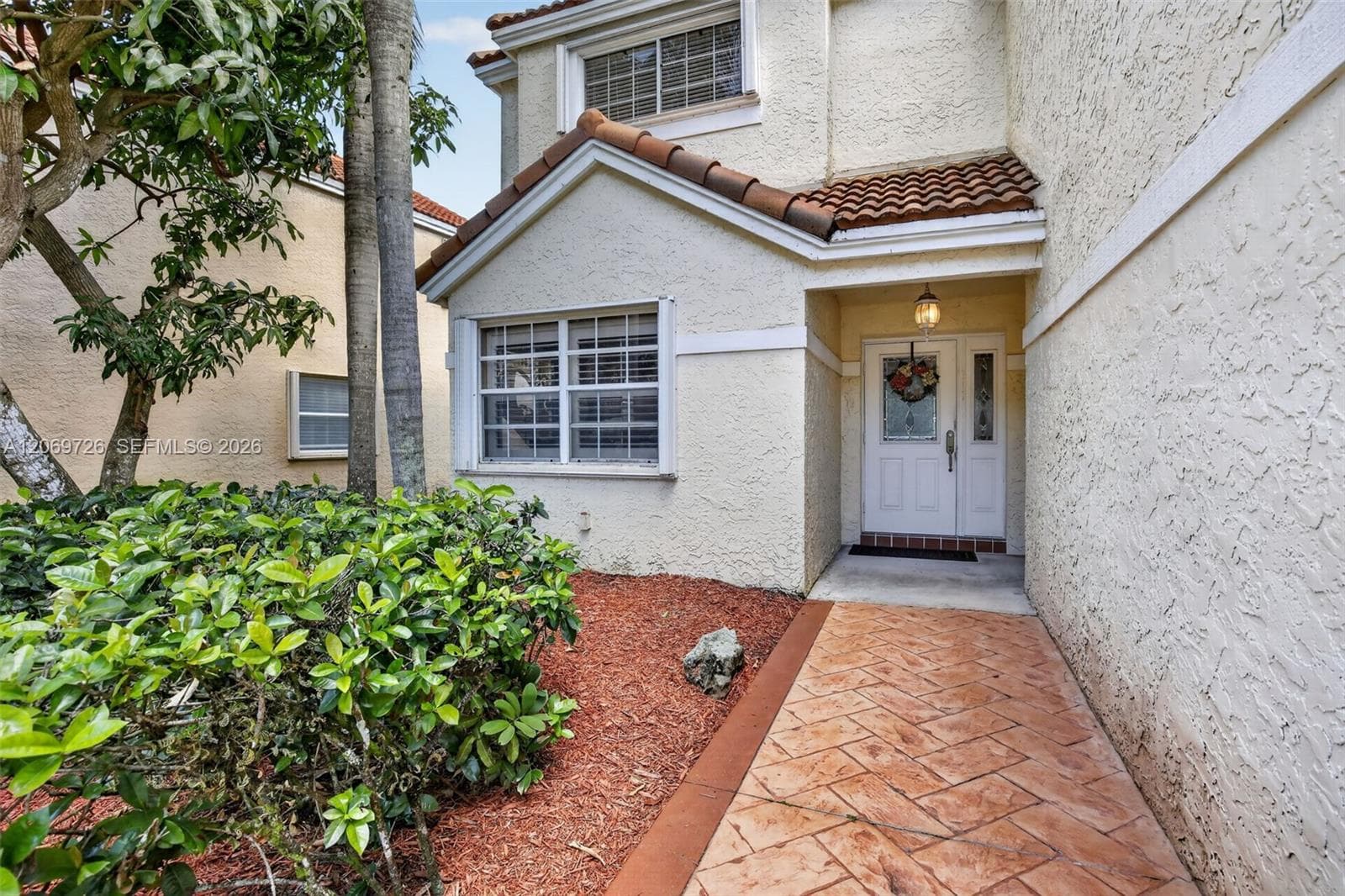 2638 Oak Park Cir, Davie FL 33328 photo 3