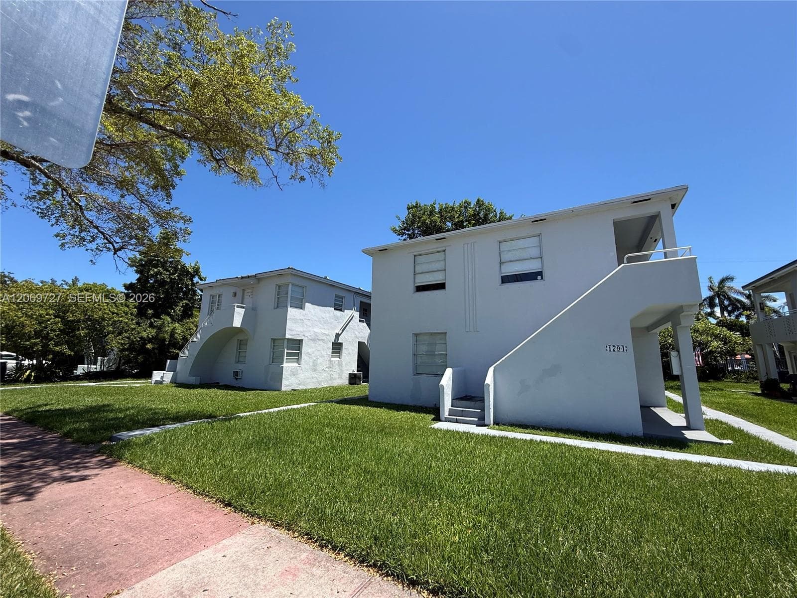 1794 Normandy Dr, Miami Beach FL 33141 photo 2