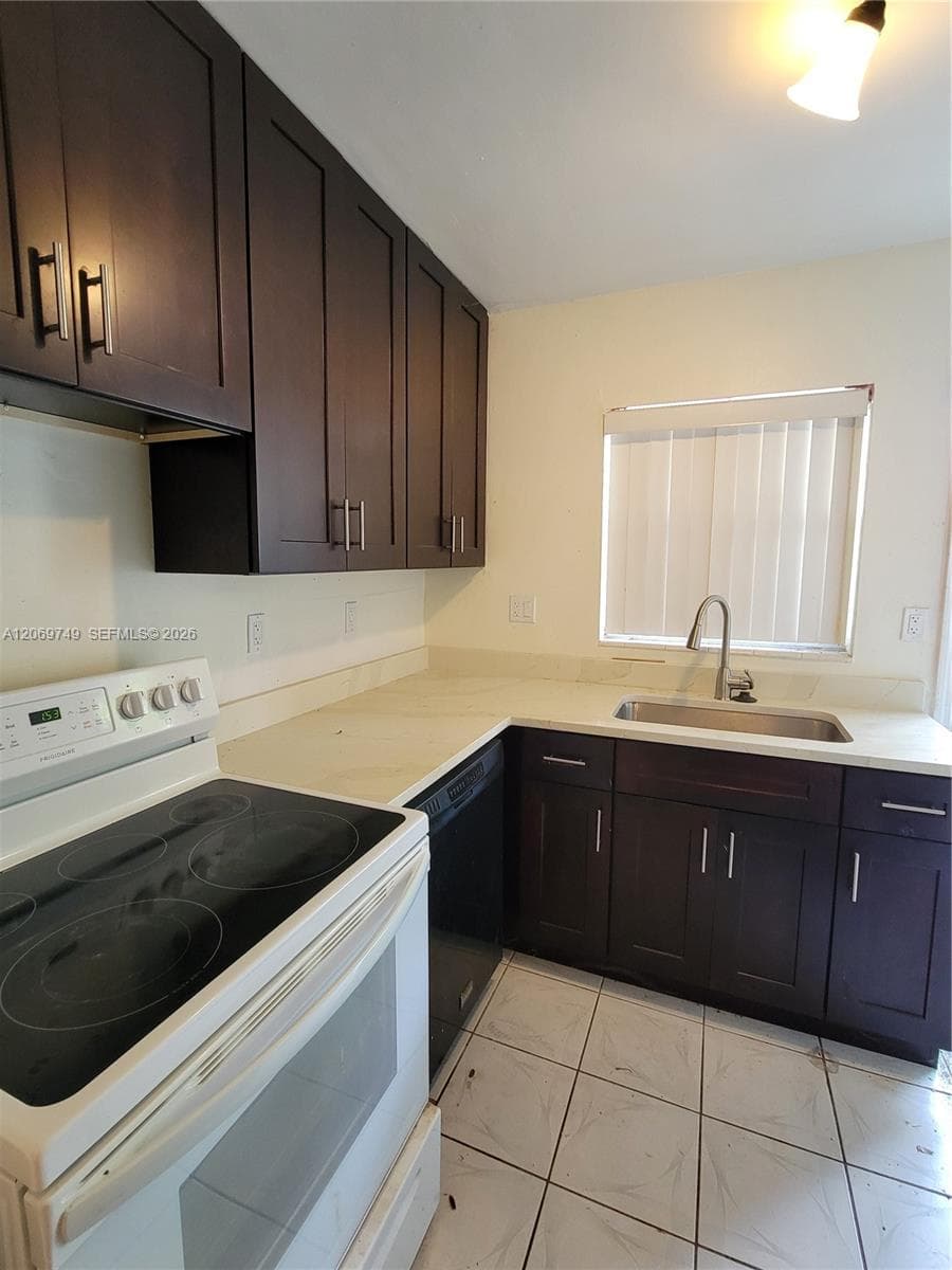 1425 Arthur St # 101A, Hollywood FL 33020 photo 3