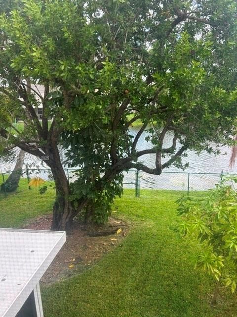 387 NW 107th Ave, Pembroke Pines FL 33026 photo 4