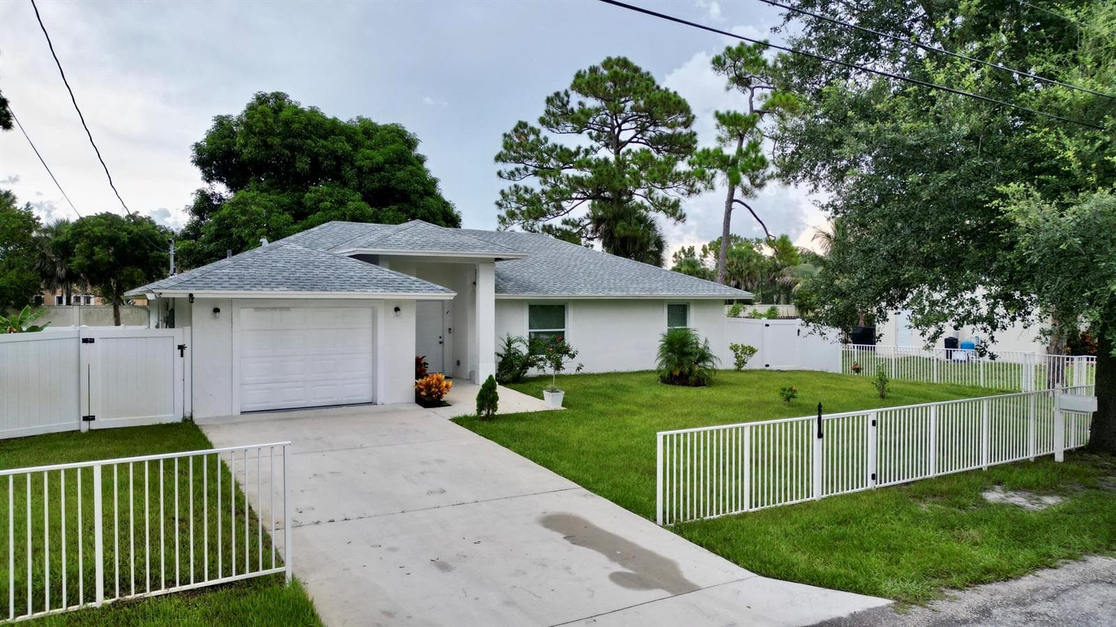 6539 Alexander Road, West Palm Beach FL 33413 photo 2