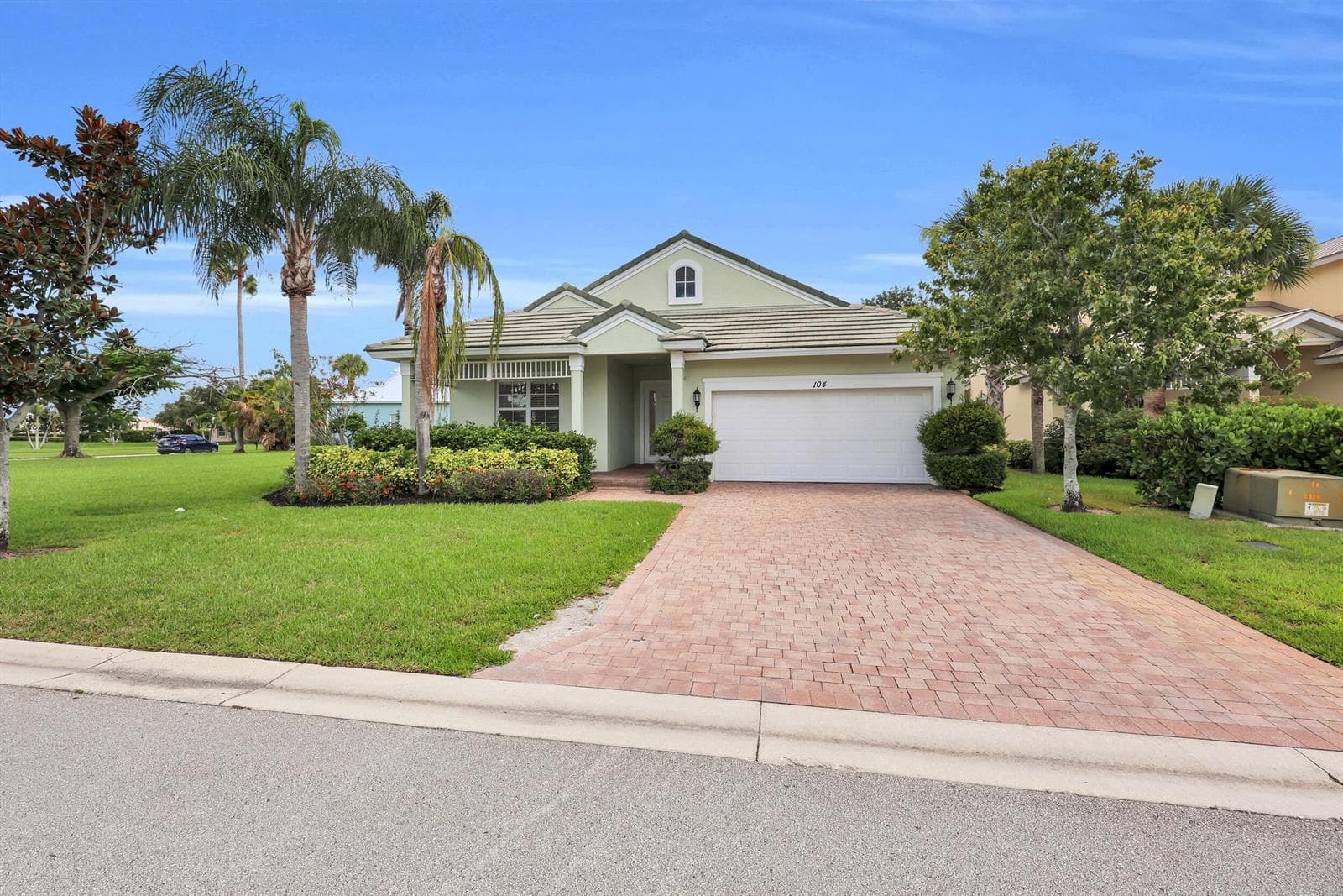 104 NW Willow Grove Avenue, Port St. Lucie FL 34986