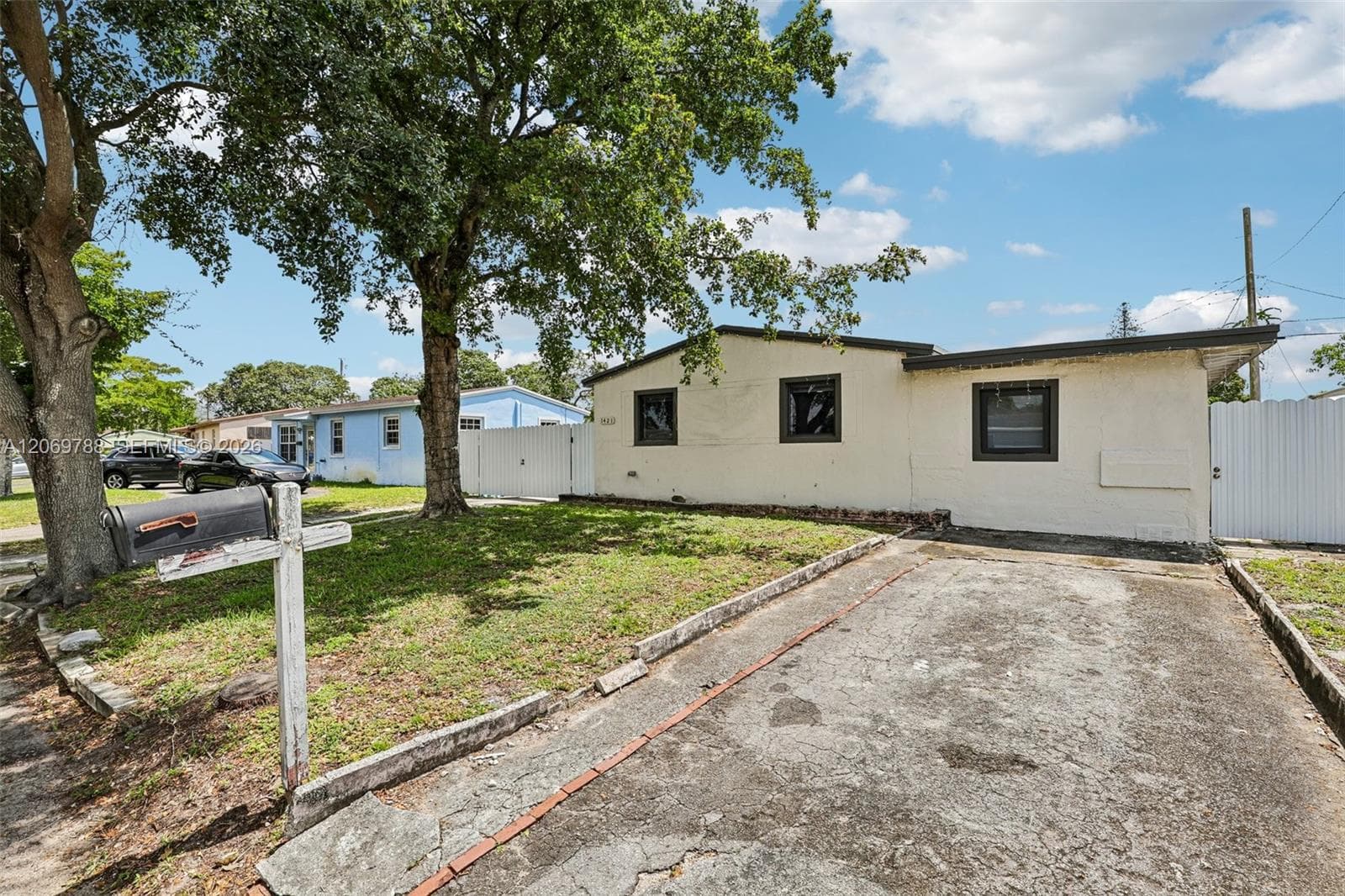 1421 N 68th Ter # 1421, Hollywood FL 33024 photo 3