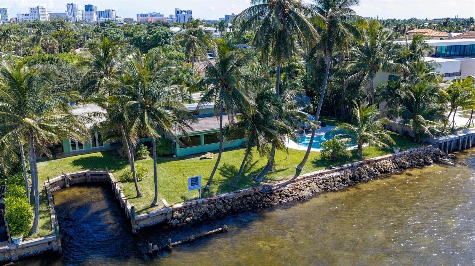 2605 N RIVERSIDE Drive, Pompano Beach FL 33062 photo 3