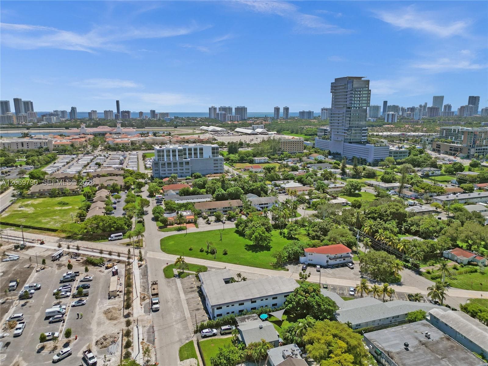 114 SE 8th St # 203, Hallandale Beach FL 33009 photo 3