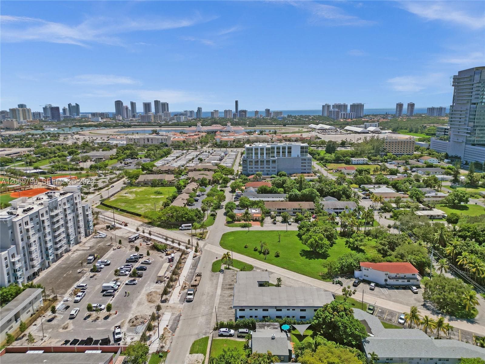 114 SE 8th St # 203, Hallandale Beach FL 33009 photo 4