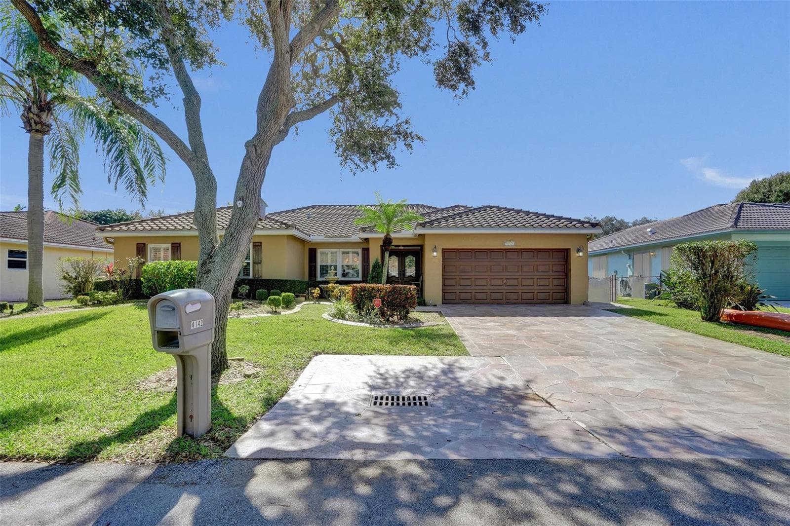 4142 NW 58TH Drive, Coconut Creek FL 33073 photo 2