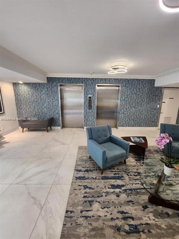 806 Cypress Grove Ln # 403, Pompano Beach FL 33069 photo 2