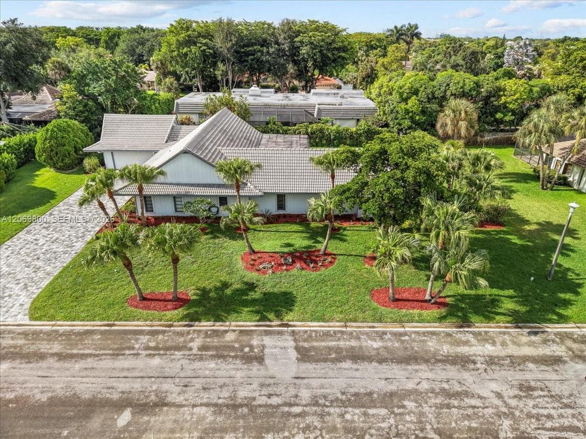 9220 NW 15th St, Coral Springs FL 33071 photo 3