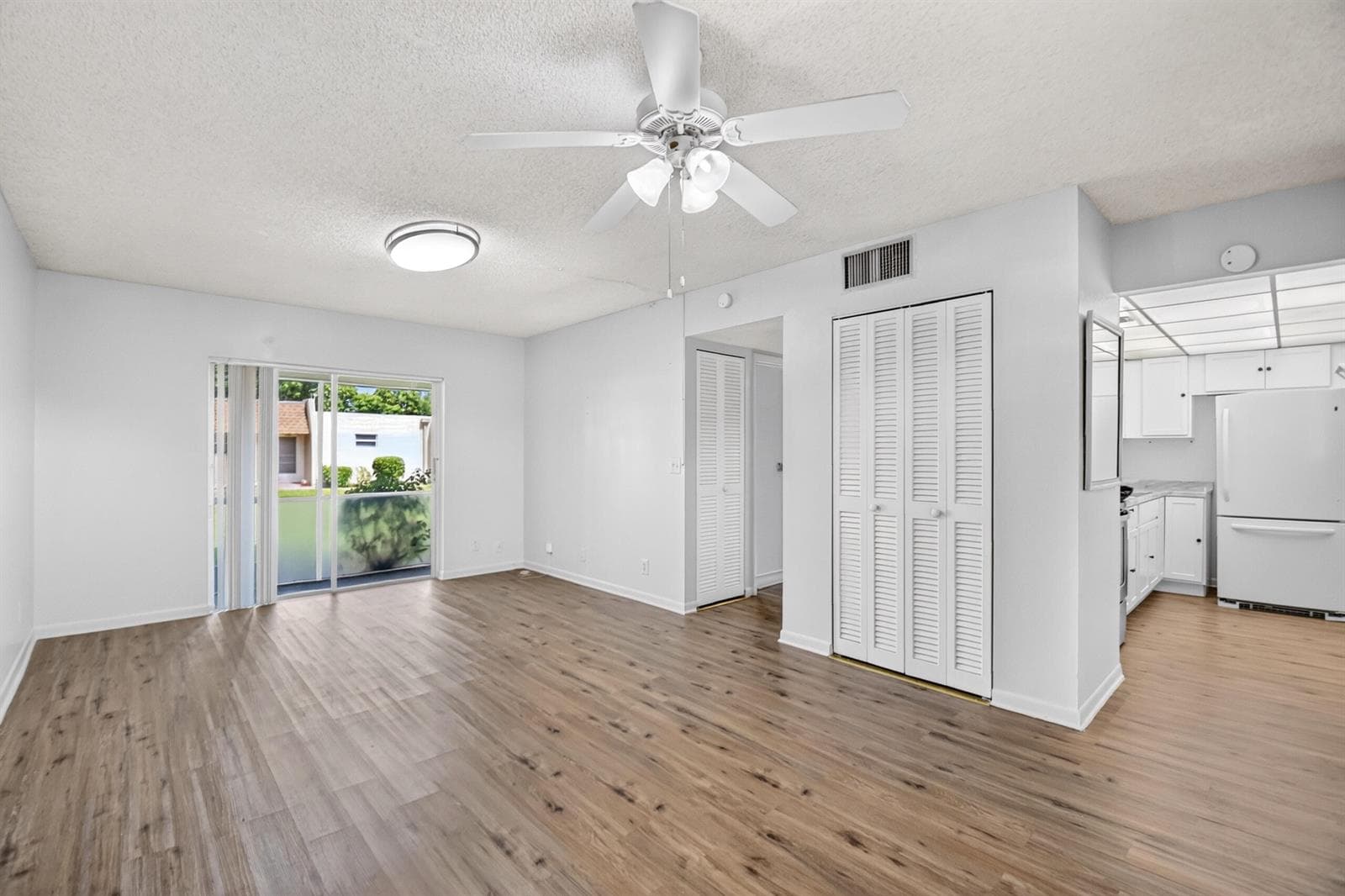 200 Bonnie Boulevard W # 131, Palm Springs FL 33461 photo 3