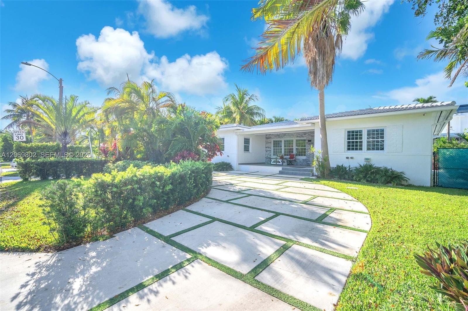 1235 NE 88th St, Miami, FL 33138 photo 3