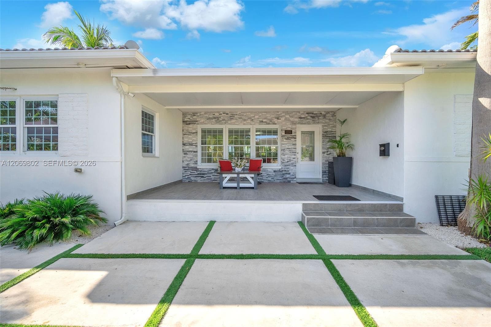 1235 NE 88th St, Miami, FL 33138 photo 5
