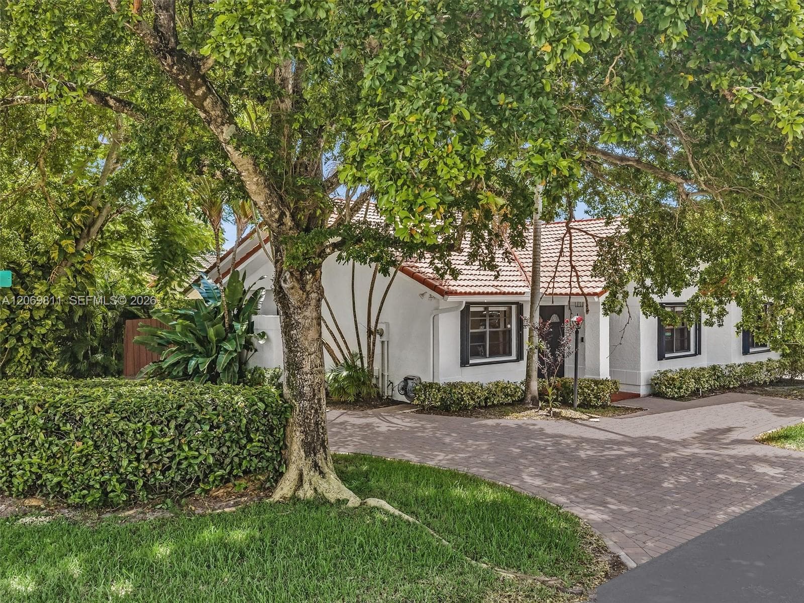 7457 SW 112th Pl, Miami FL 33173 photo 3