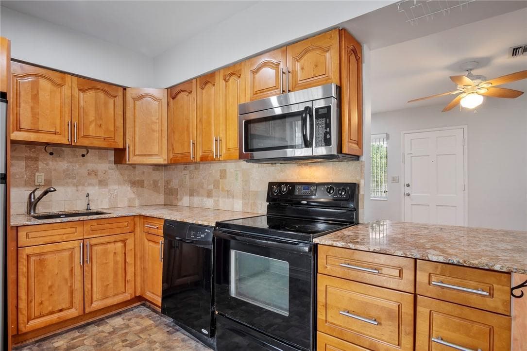 2130 NE 42ND Court # 8, Lighthouse Point FL 33064 photo 3