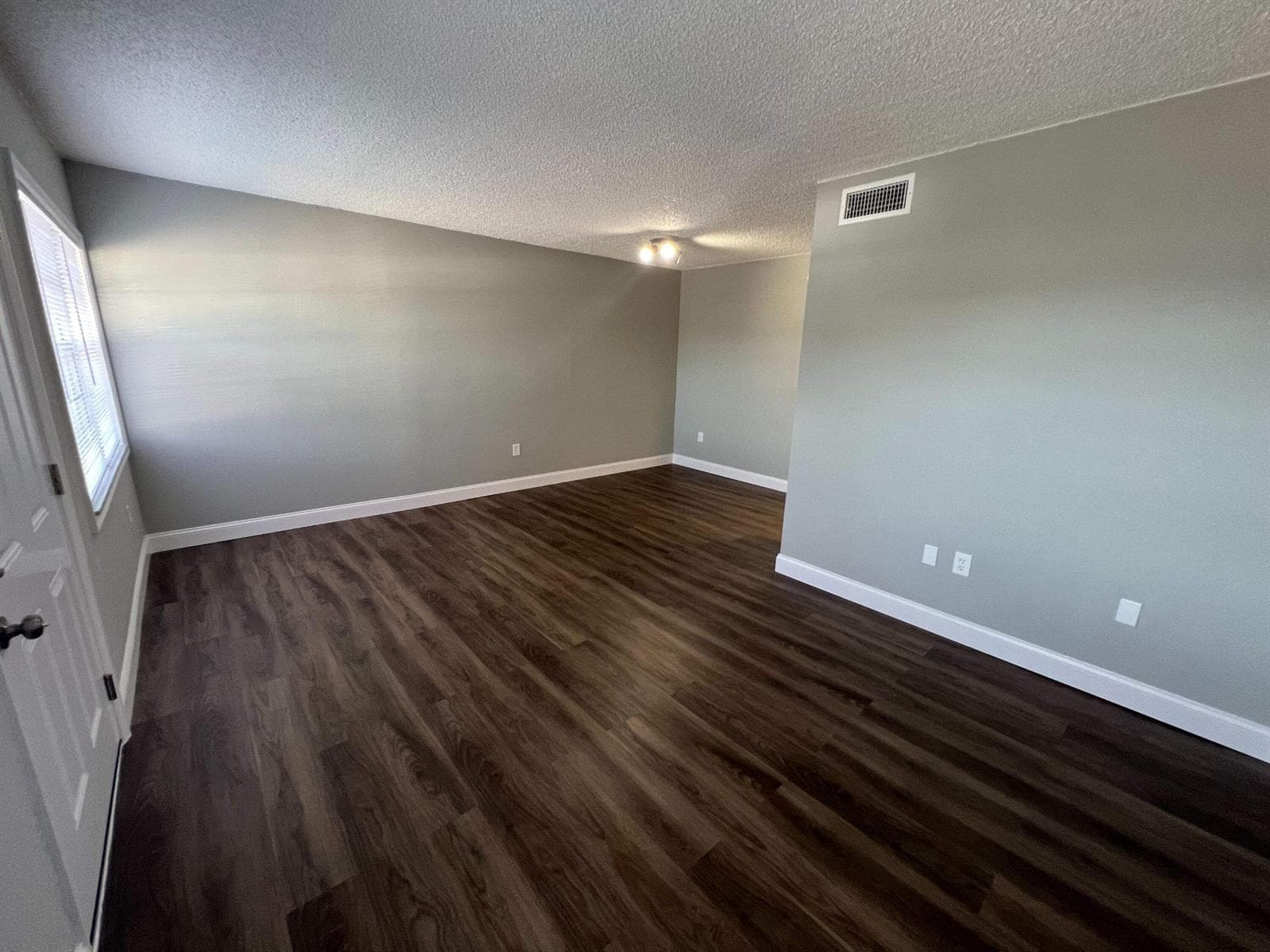 2605 NW 135TH Street # 208, Opa-Locka FL 33167 photo 2