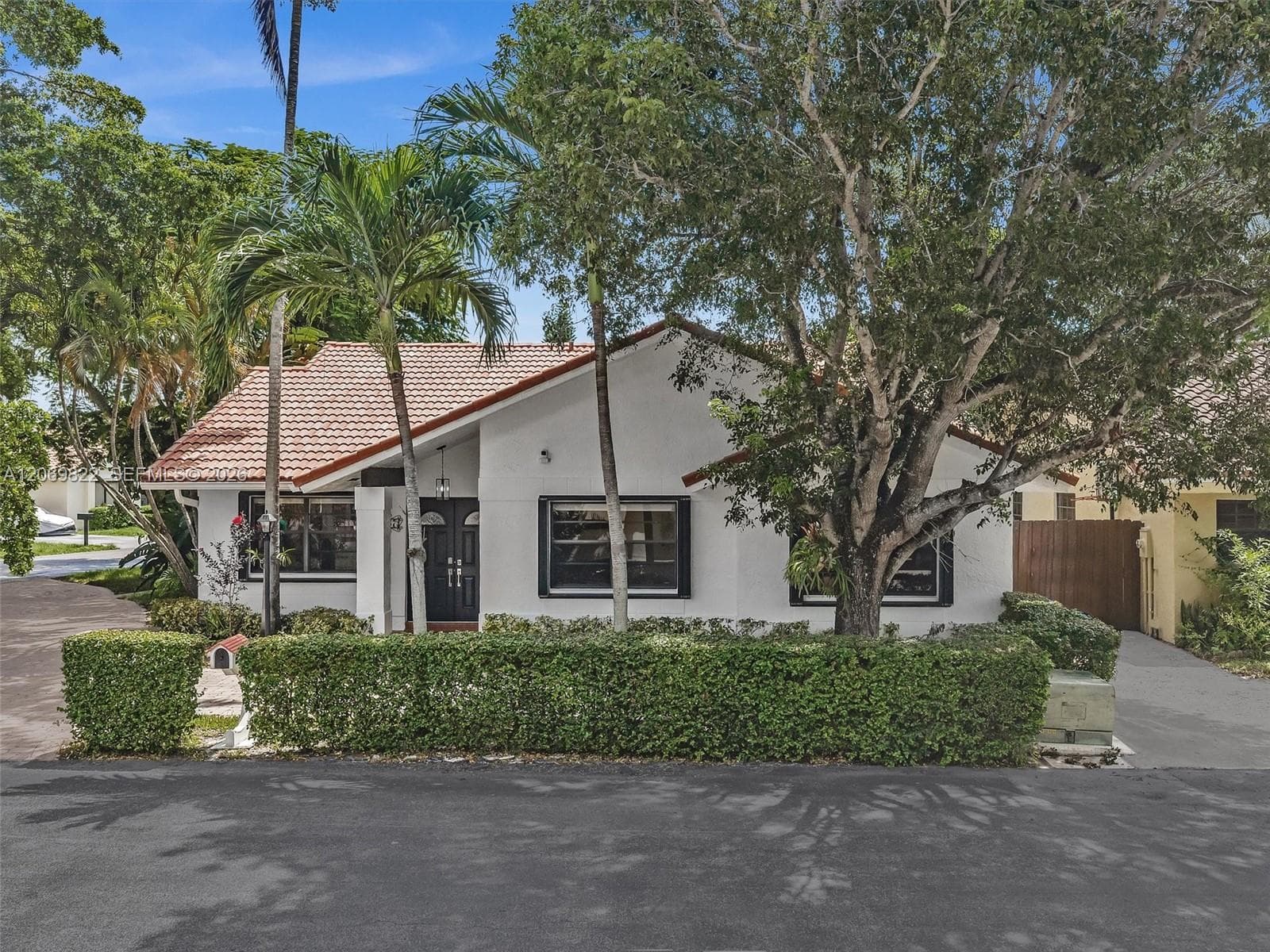7457 SW 112th Pl, Miami FL 33173 photo 3