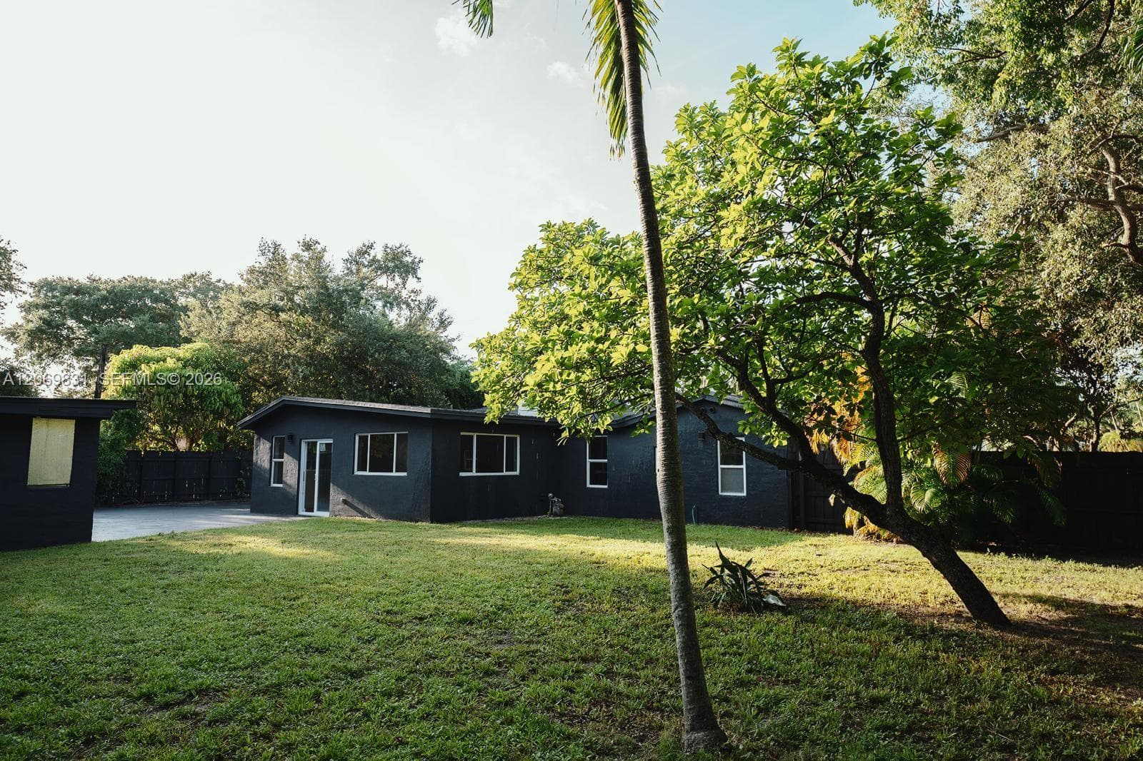 801 NE 144th St, North Miami FL 33161 photo 3