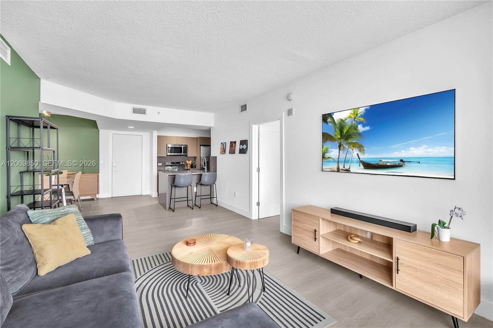 18800 NE 29th Ave # 517 (Fully Renovated), Aventura FL 33180 photo 3