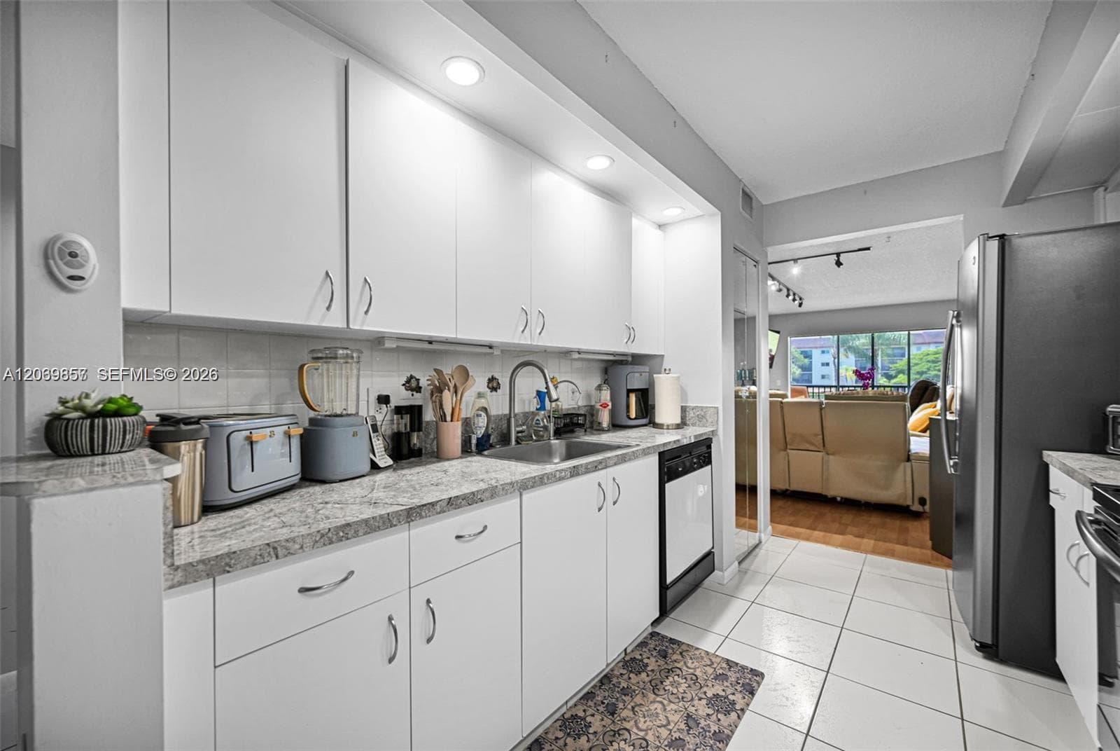 12750 SW 15th St # 204D, Pembroke Pines FL 33027 photo 2