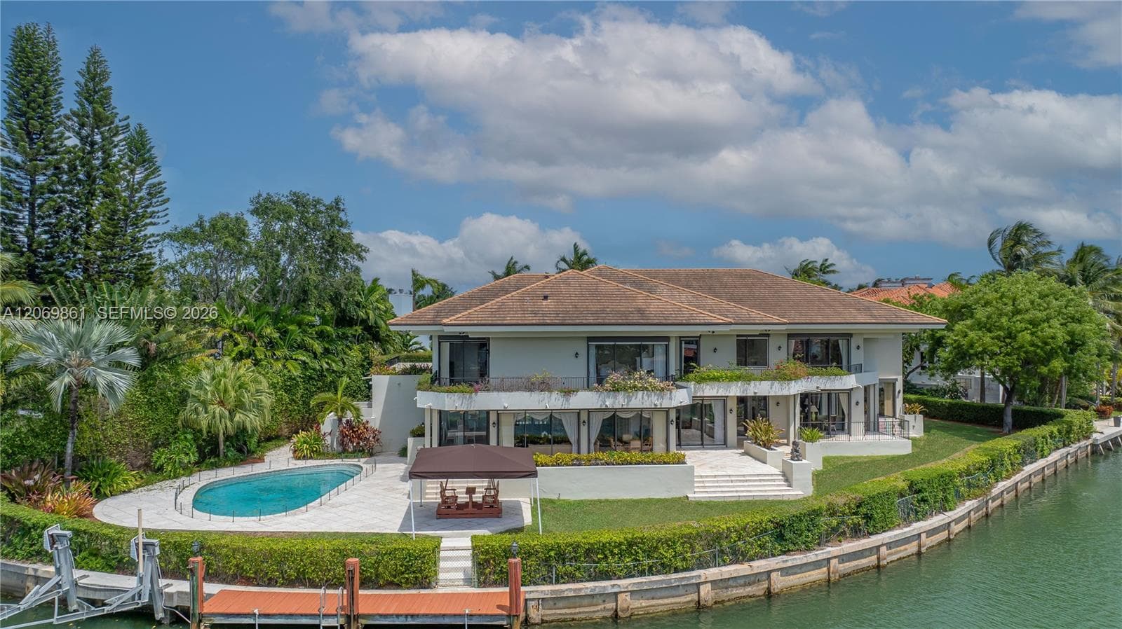 241 Cape Florida Dr, Key Biscayne FL 33149