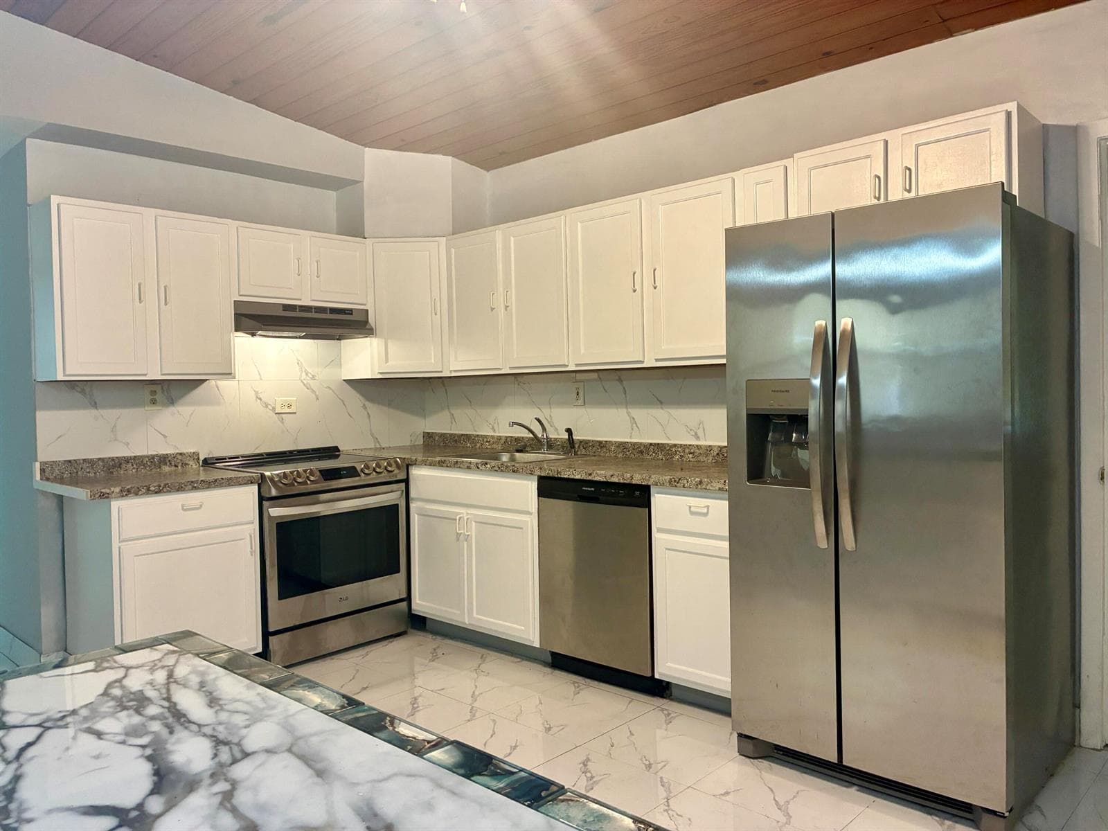 3630 SW 46TH Avenue, West Park FL 33023 photo 4
