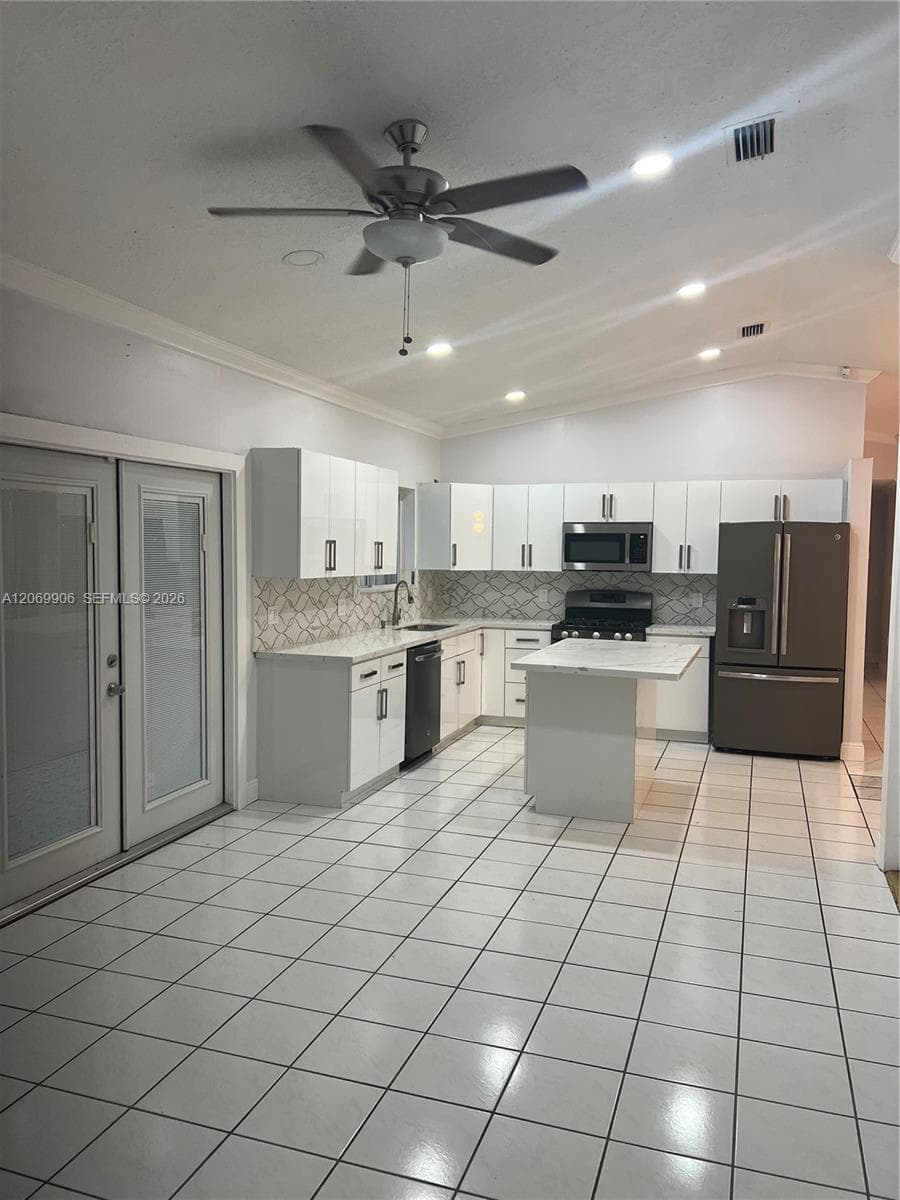 9940 SW 155th St, Miami, FL 33157 photo 2