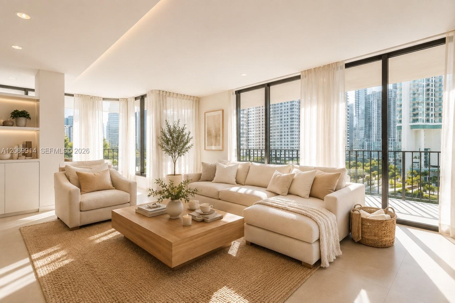 520 Brickell Key Dr # A1421, Miami FL 33131
