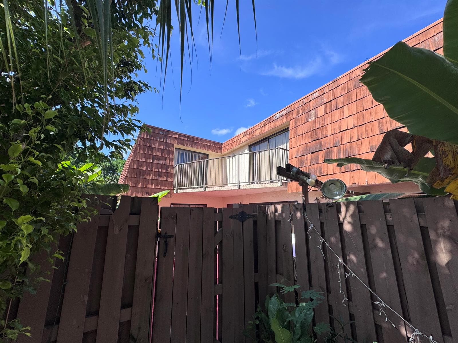 8492 S Coral Circle, North Lauderdale FL 33068 photo 3