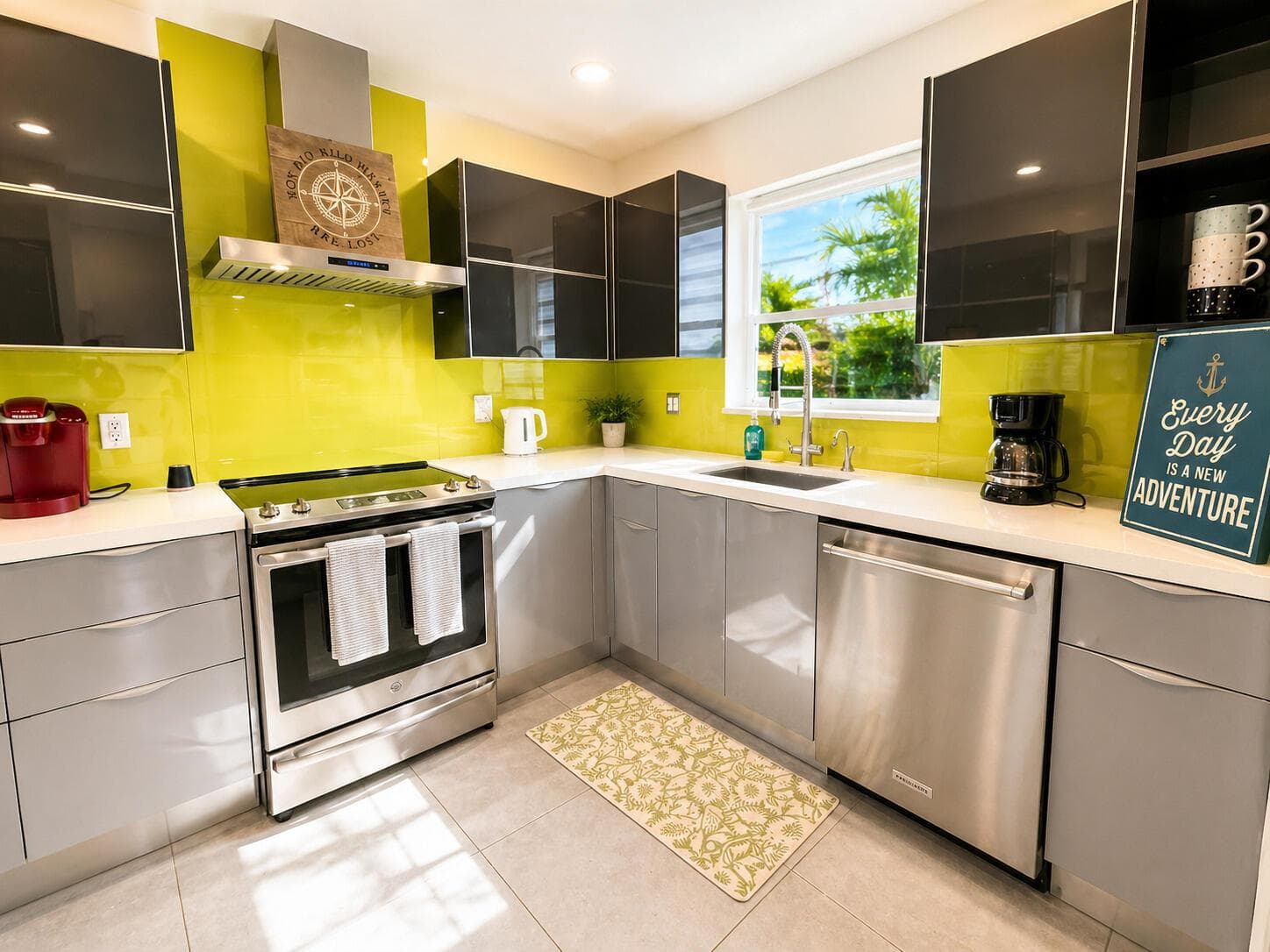 800 SE 11TH Court, Fort Lauderdale FL 33316 photo 4