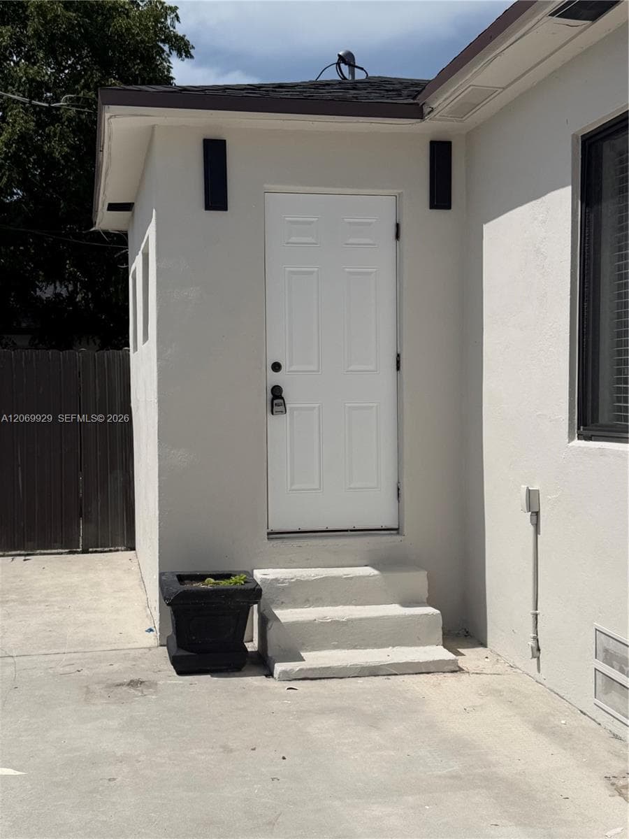 107 W Pembroke Rd # 0, Hallandale Beach FL 33009 photo 3