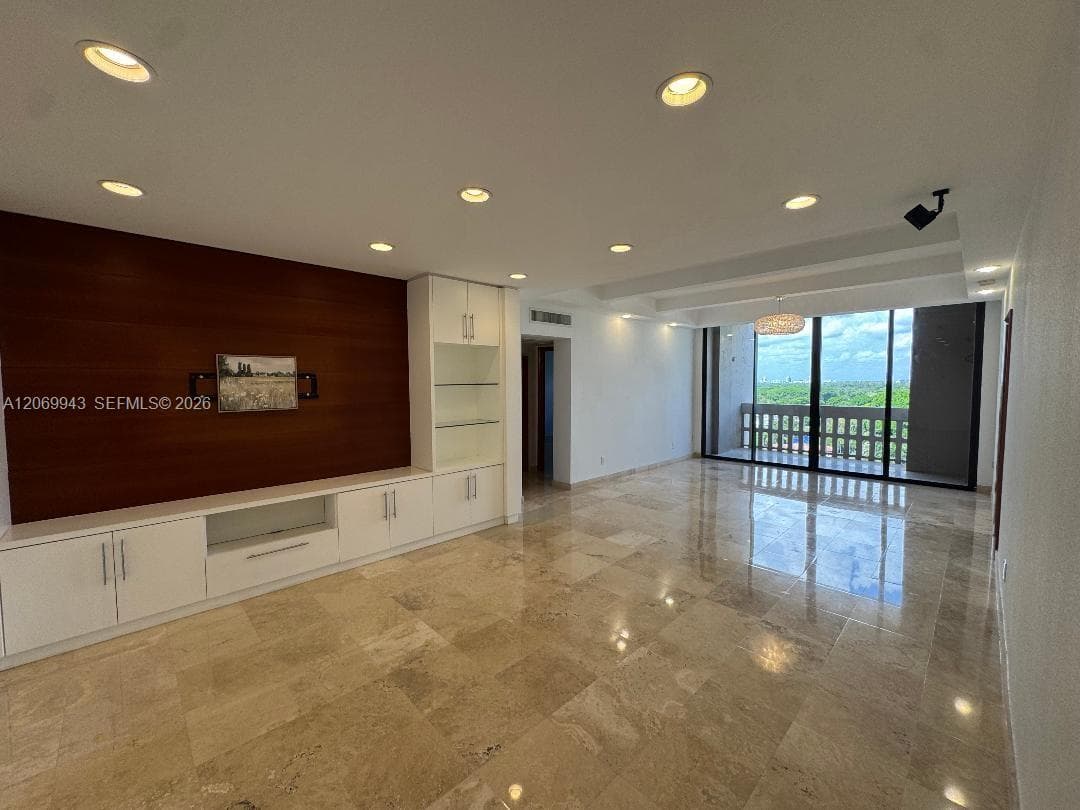 90 Edgewater Dr, Coral Gables FL 33133 photo 4