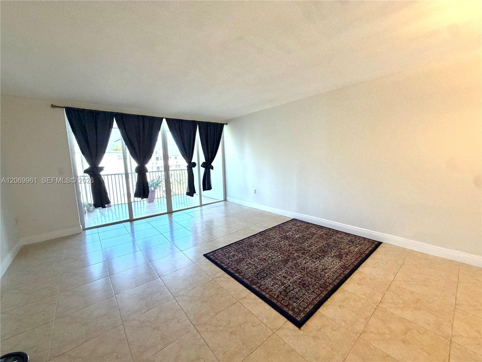 1660 NE 191st St # 406-1, Miami FL 33179 photo 5