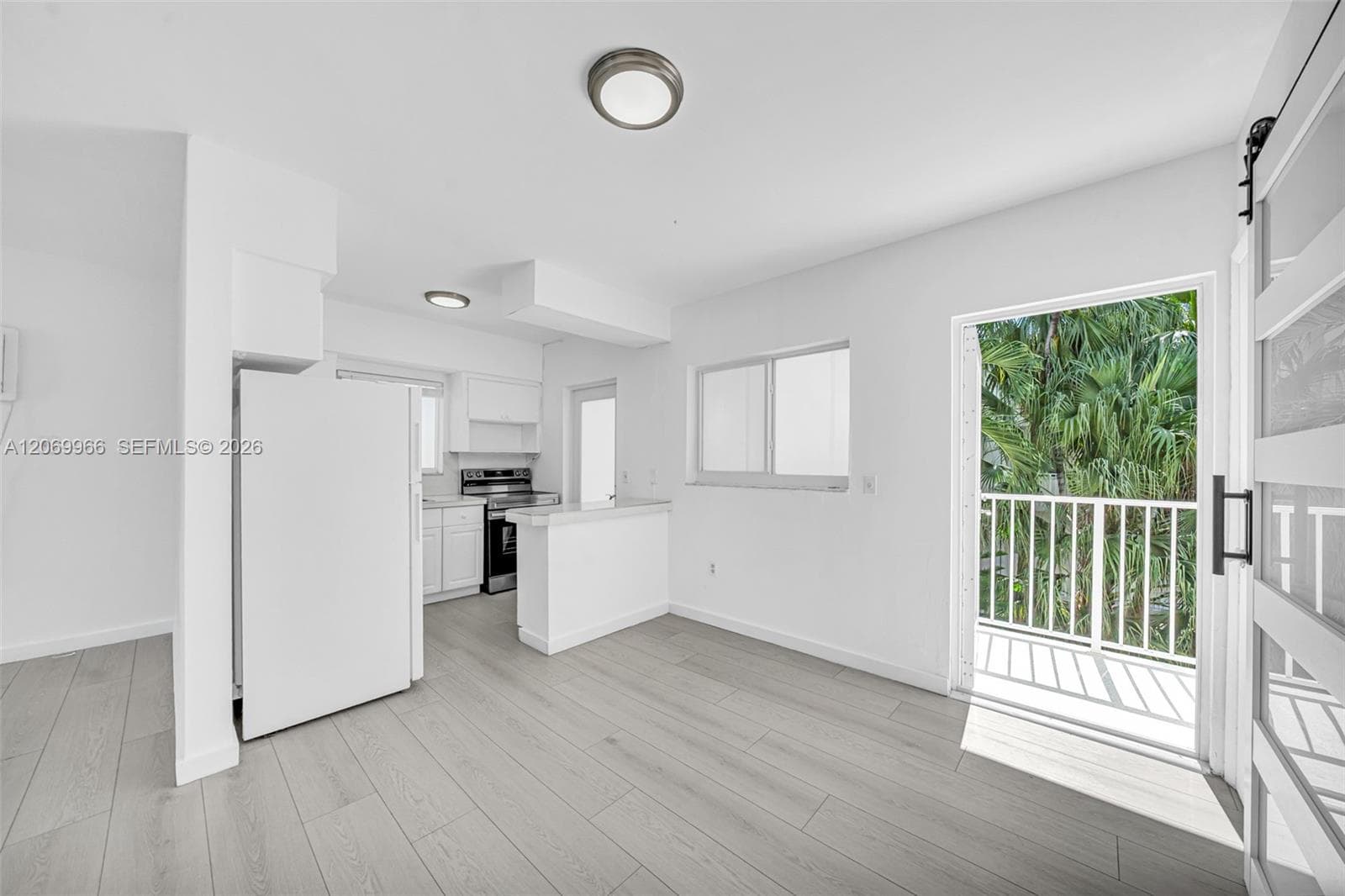 1420 Pennsylvania Ave # 310, Miami Beach, FL 33139 photo 3