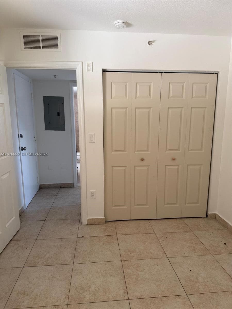 2647 NW 25th Ave # 210, Miami FL 33142 photo 2
