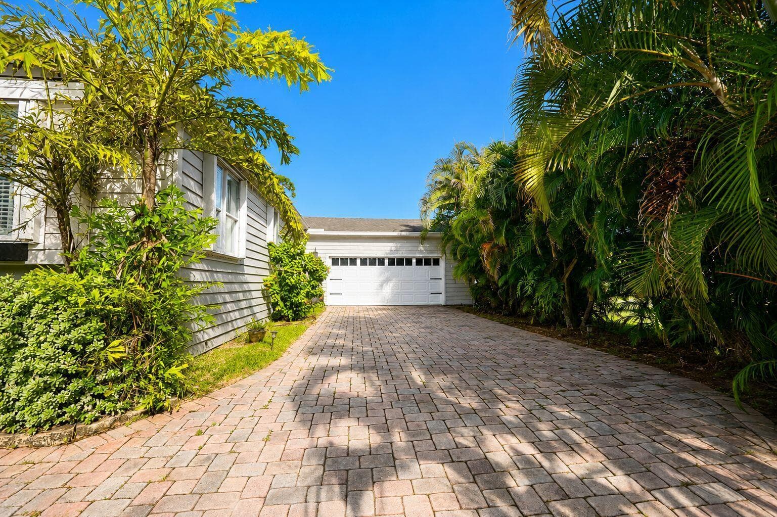 6164 N Ironwood Lane, Atlantis FL 33462 photo 3