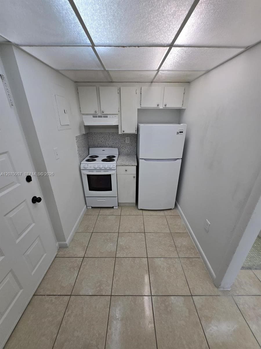 6980 NW 186th St # 3-227A, Hialeah FL 33015